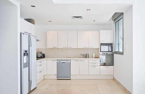 Park Tzameret Apartment | Park Tzameret 3BR Panoramic by HolyGuest