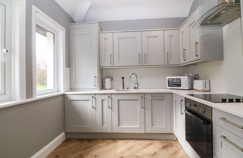 Llandudno Cottage | PARK VIEW UPPER, pet friendly, country holiday cottage in Llandudno