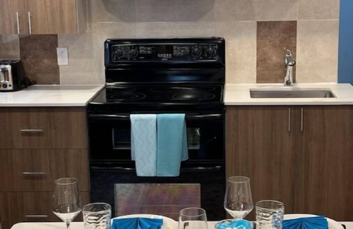 LaSalle Apartment | Parking Wi-fi Confortable de 1 Chambre Près du Centre-ville de Montréal