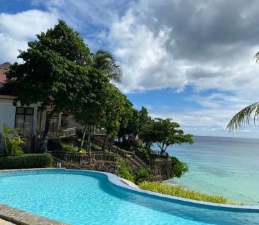 Anda Resort | Parklane Bohol Resort and Spa