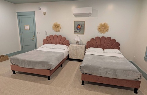 Goshen Bed & Breakfast | Parkway House Goshen Bed & Breakfast-Suite #1 - Boutique Style Family Friendly