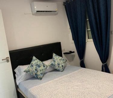 Juan XXIII Apartment | Parque Amate Sevilla