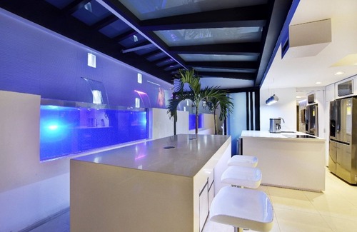 Zona Rosa Apartment | Parque Lleras Luxury 6 to 8br apartment with private pool and 2 jacuzzis