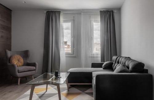 San Juan Apartment | ParrApartamentos Cáceres