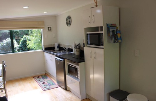 Coromandel House | Parsloe's Cottage