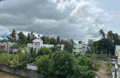 Suchindram House | PARVATHY MURUGAN COTTAGE-2ND FLOOR for Pilgrims, family and Bachelors only