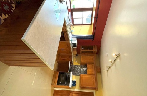 Newbridge House | Pass the Keys | Beautiful Rural 3BR Cottage with Stunning Views