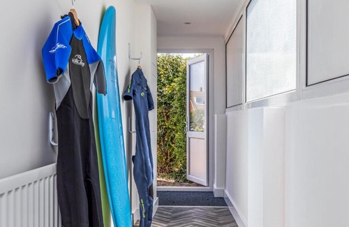 East Wittering Apartment | Pass the Keys Charming Chalet A Stones Throw From The Beach