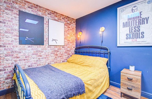 Westcliff-on-Sea Apartment | Pass the Keys Cosy Studio flat near hospital