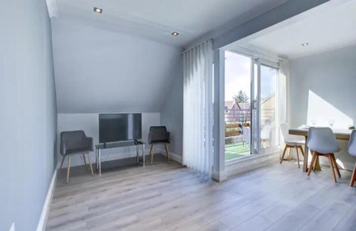 Crays Hill Apartment | Pass the Keys Cosy and comfortable flat