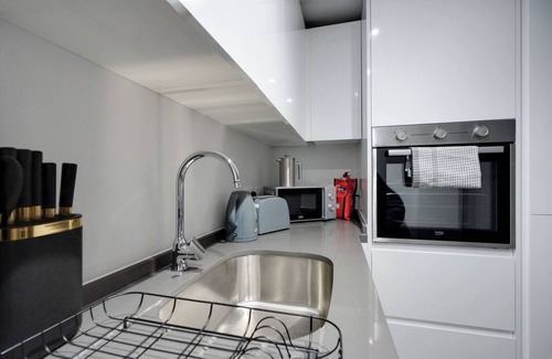 Liverpool Apartment | Pass the Keys | Liverpool Baltic Triangle Spacious Flat | Sleeps 4