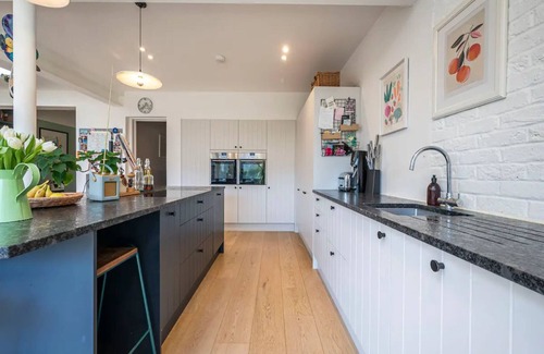 Dulwich House | Pass the Keys | London Spacious Dulwich family house with Pool