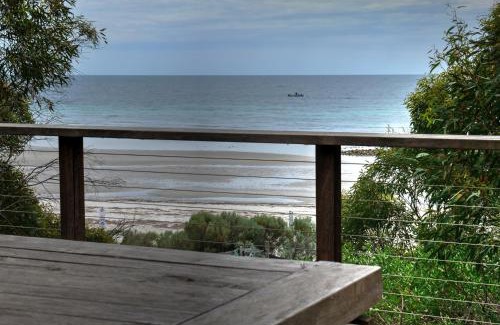 Emu Bay House | Passing Winds - Emu Bay