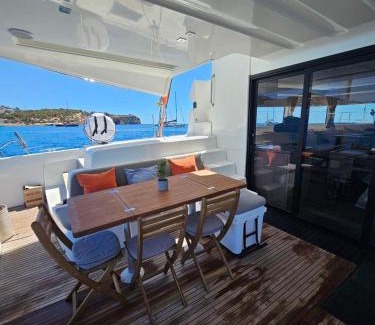 El Grau Boat Rental | Patagonia