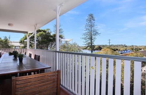 Tea Gardens House | Patch of Paradise - Iluka