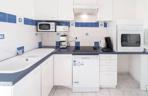 Mimizan Apartment | Patguyflor by Interhome