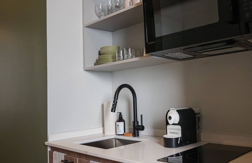 Santurce Hotel | Patio Elba Legacy 2 Bedroom Suite