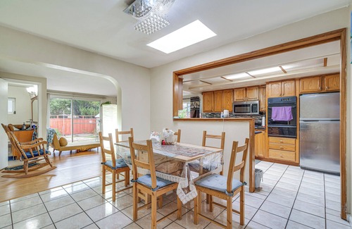 Union City House | Patio & Yard: Family-Friendly Home in Hayward!
