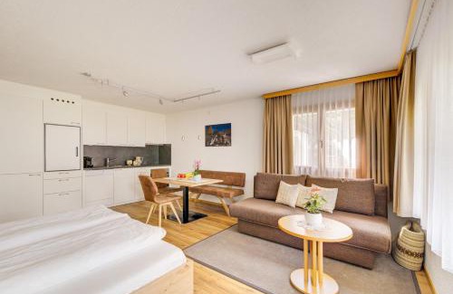 Ravaisch Apartment | Patschei Trid