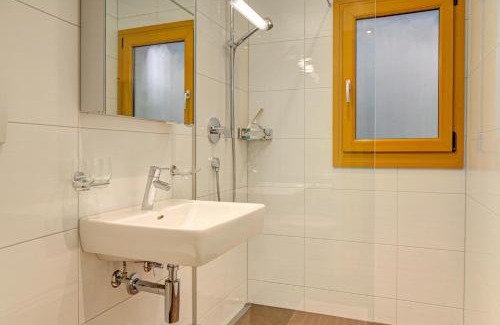 Ravaisch Apartment | Patschei Trid