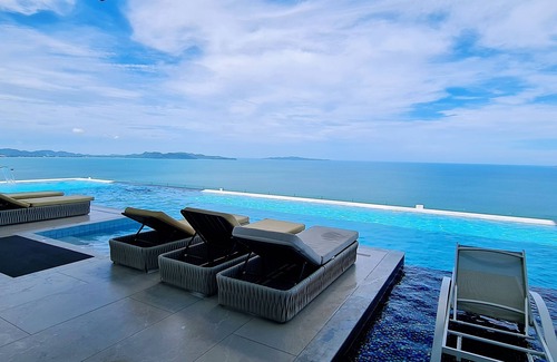 Na Kluea Condo | Pattaya Seaview Beachfront Skypool Copacabana Jomtien Condo