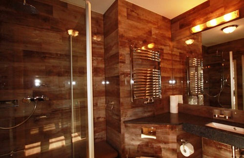 Neuschonefeld Apartment | Paussnitz - Romantik Apartments in Leipzig, *2km to the city center*