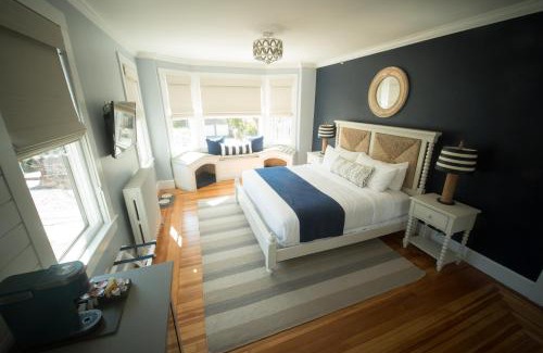 Historic Hill Bed & Breakfast | Paws on Pelham