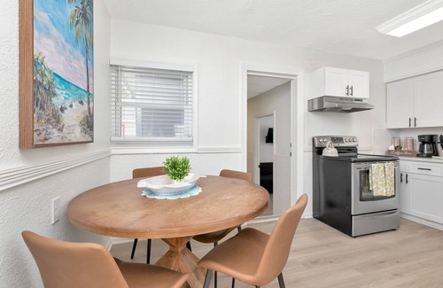 Pinellas Park House | Paws & Play Paradise - Private Pool - Pinellas Park - St. Petersburg, Florida