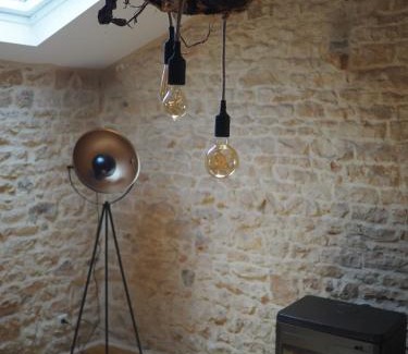 Montalembert Apartment | Pays de Joie - Gite-Loft Le Piano