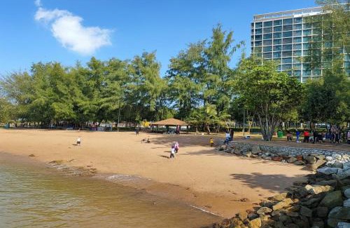 Kampung Bahasa Kapor Apartment | PD D'Wharf High Floor Studio With Private Entrance And Seaview Balcony