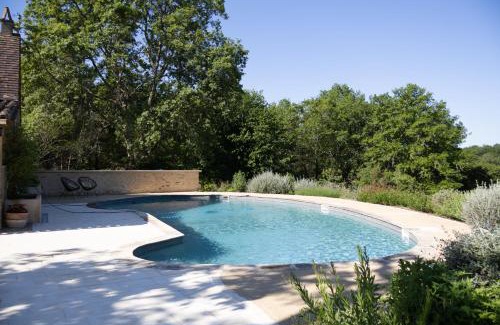 Baneuil House | Peace In France boutique Gite