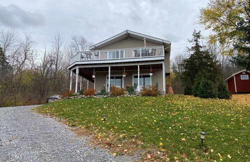 Rushville House | Peace of the Lake: Lakeview sunsets, sauna & enjoy the lake!