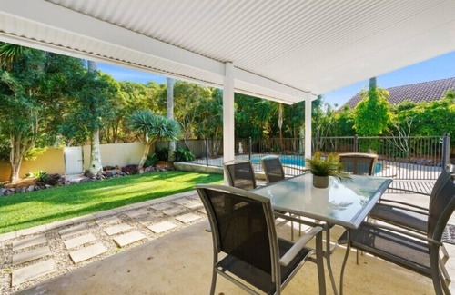Castaways Beach House | Peace within the palms, Castaways Beach