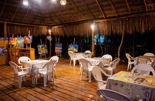 Akumal Cabin | Peaceful Getaway in the Jungle with AC and private deck with Hot Tub.