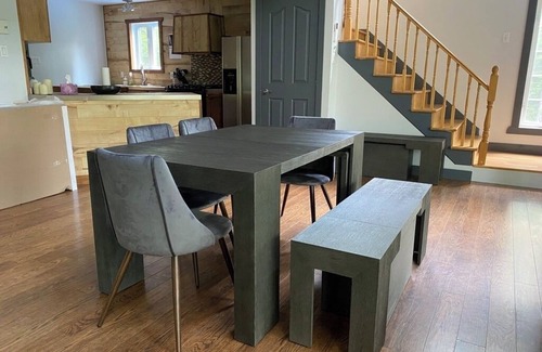 Saint-Emile-de-Suffolk Cottage | Peaceful family and pet-friendly 3-bedroom cottage, 30-minutes from Tremblant