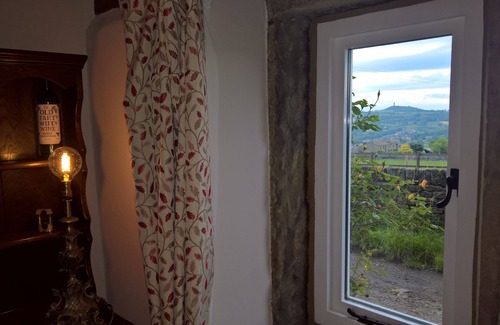 Honley House | Peaceful 18th Century Weaver's cottage , perfect for a weekend retreat!