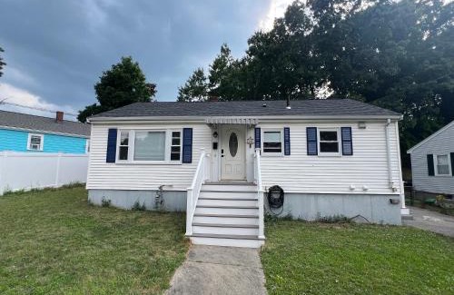 West Street - River Street House | Peaceful 1BR easy commute, urban suburban mix feel in Boston
