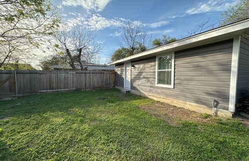 Temple House | Peaceful 1BR Suite | Central Location | Near Baylor Scott & White
