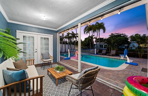 Fort Lauderdale Cottage | Peaceful 5BR -waterway Views & Private Heated Pool