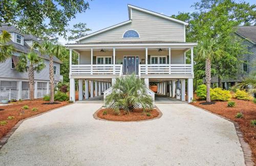 North Litchfield Beach House | Peaceful Abode Live the Coastal Dream 5 Bdrm 4Bath