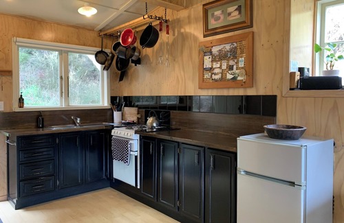 Tora Cabin | Peaceful and cosy off-grid nature hideaway, South Wairarapa