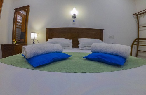 Kandy Bed & Breakfast | Peaceful and uninterrupted Home Stay - 10 min from Kandy Town