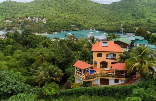 Marigot Bay Apartment | Peaceful Apartment, 2 mins to the bay