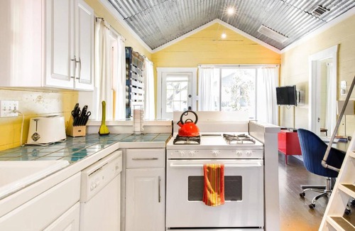 South River City House | Peaceful Bungalow with Fenced Yard near Shops and Cafes