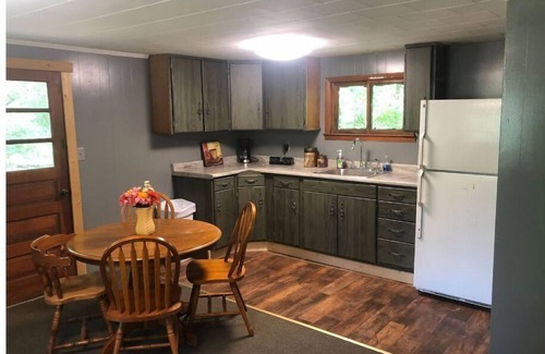 Westphalia Cabin | Peaceful Cabin By The Lake