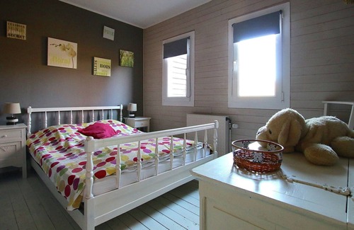 Transinne Ski Chalet | Peaceful Chalet in Transinne with Patio