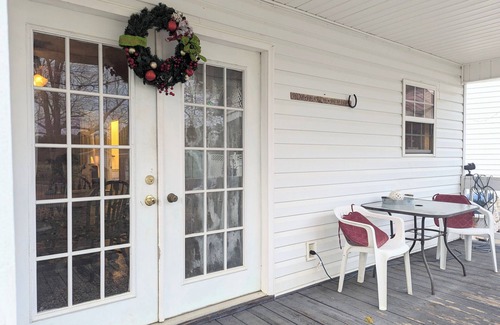 Blakely Cottage | Peaceful, clean and cozy hideaway cottage to unwind and relax.