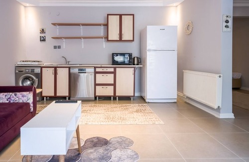 Yenikoy Mahallesi Apartment | Peaceful Coast in Sariyer, Istanbul