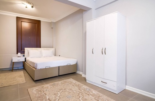 Yenikoy Mahallesi Apartment | Peaceful Coast in Sariyer, Istanbul