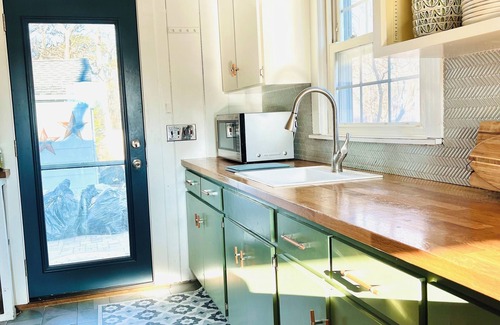 Hampton Bays Cottage | Peaceful Cottage Getaway Close to Beaches